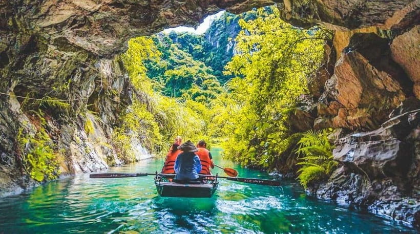 From Hanoi : 4-day Ninh Binh-Halong Bay Cruise with Balcony - Should you book this Ninh Binh and Ha Long Bay tour?