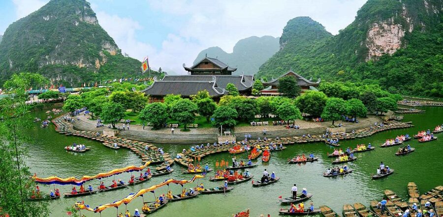 From Hanoi: Bai Dinh, Trang An, and Mua Cave Full-Day Tour - What to bring and how to prepare