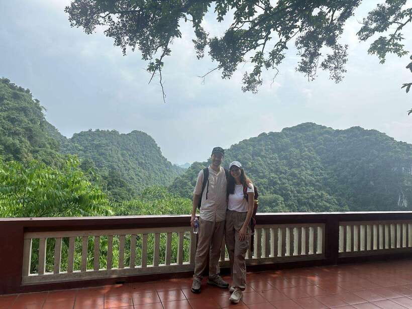 From Hanoi: Full-Day Perfume Pagoda Group Tour with Lunch - Lunch and a useful break in the middle of the day
