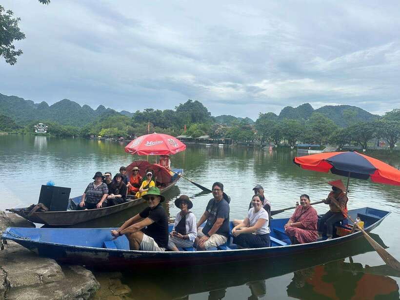 From Hanoi: Full-Day Perfume Pagoda Group Tour with Lunch - Crowds, weather, and the best time to go
