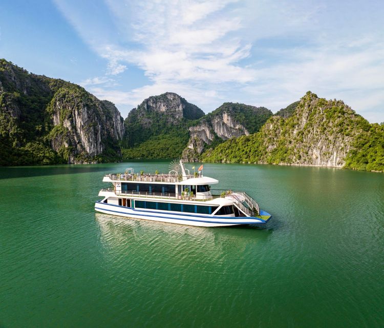 From Hanoi: Ha Long Bay 5-star Day Cruise with Buffet Lunch - The limousine ride from Hanoi