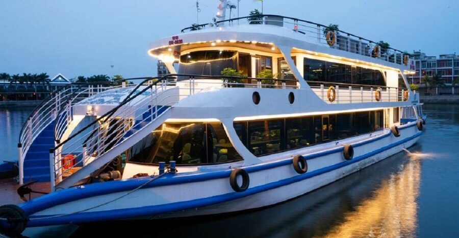 From Hanoi: Ha Long Bay Luxury Cruise Day Tour with Jacuzzi - Key points at a glance