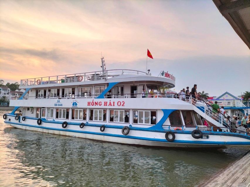 From Hanoi: Halong Bay Day Trip w/ Cave, Island & Kayak - Who should book this day trip?