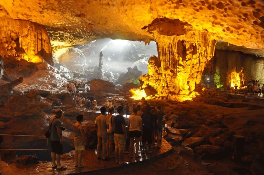 From Hanoi: Halong Bay Day Trip w/ Cave, Island & Kayak - How the guides affect the experience