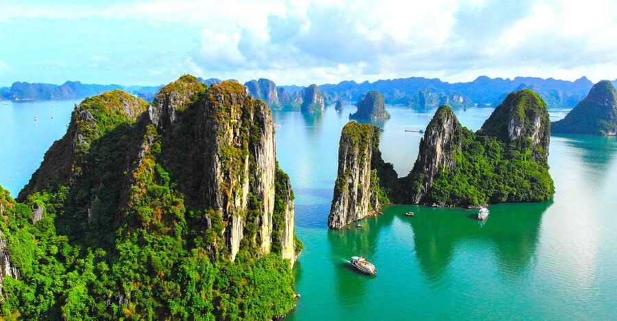 From Hanoi: Halong Bay Day Trip with Lunch and Transfers - Key points to know before you book