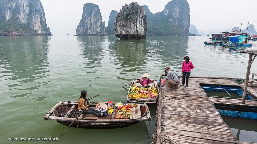 From Hanoi: Halong Bay Day Trip with Lunch and Transfers - Sunset tea closes the cruise