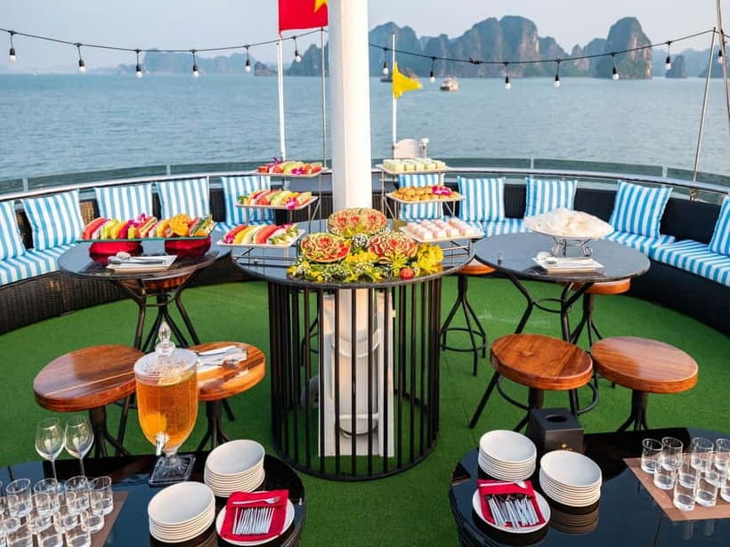From Hanoi: Halong bay Luxury tour on 5 star cruise - The sunset party on the return cruise