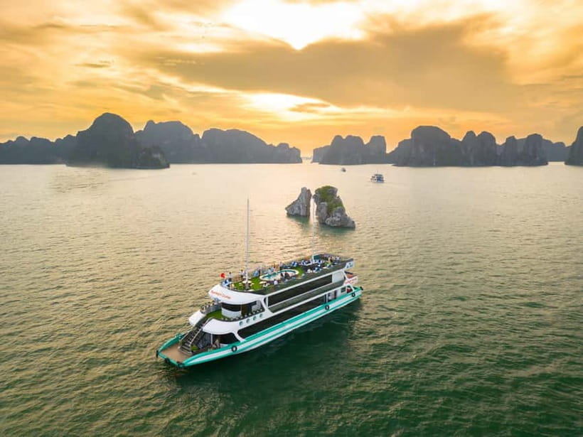 From Hanoi: Halong bay Luxury tour on 5 star cruise - Leaving Hanoi on the morning bus