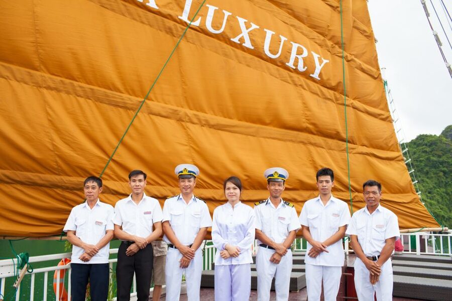 From Hanoi: Halong Explorer 3-Day Deluxe Cruise - Who will get the most from this cruise
