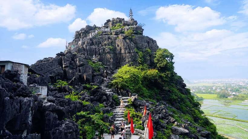 From Hanoi: Hoa Lu/Bai Dinh-Tam Coc/Trang An-Mua Cave Tours - Cycling through the countryside