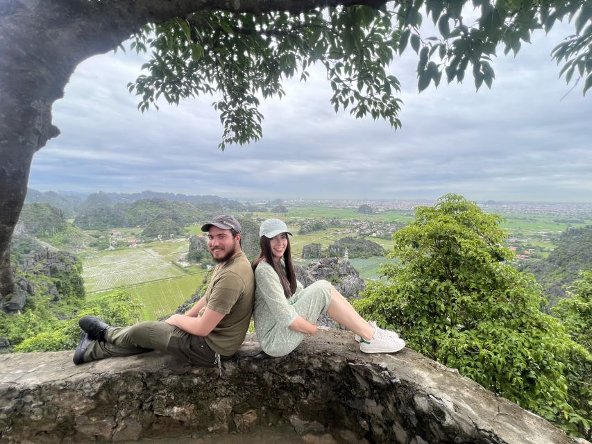 From Hanoi: Hoa Lu, Mua Cave and Tam Coc Full-Day Trip - Climbing Mua Cave for the Tam Coc view