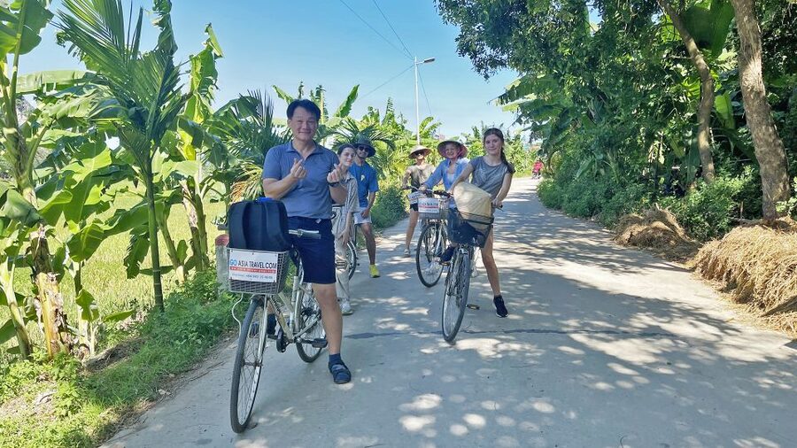 From Hanoi: Hoa Lu & Tam Coc with Buffet lunch & Cycling - Who should book this $28 tour