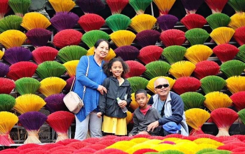 From Hanoi: Incense Village & Train Street Small Group Tour - Useful timing and weather advice