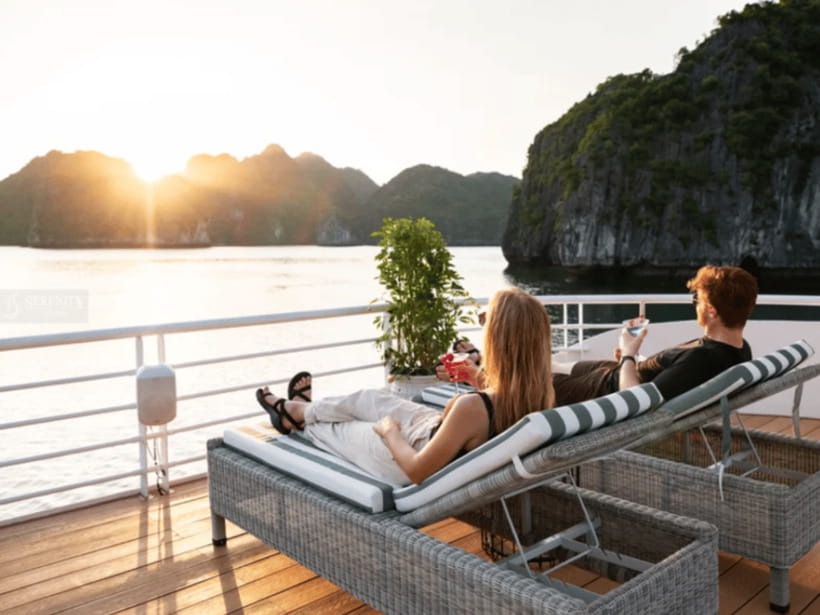 From Hanoi: Lan Ha Bay and Cat Ba Island Cruise with Lunch - Why Lan Ha Bay works for a one-day trip
