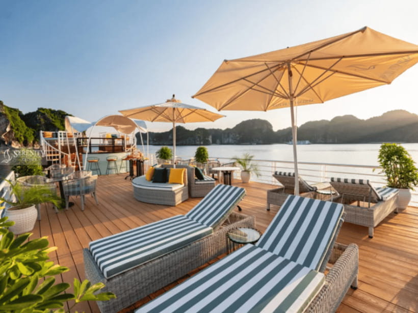 From Hanoi: Lan Ha Bay and Cat Ba Island Cruise with Lunch - Comfort, group size, and what to pack