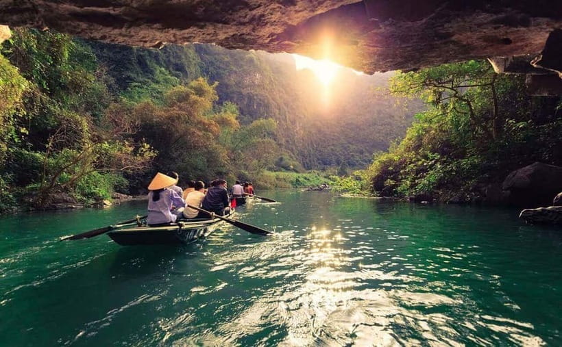 From Hanoi: Ninh Binh Bai Dinh or Hoa Lu, Trang An, Mua Cave - Who should book this Ninh Binh day trip?