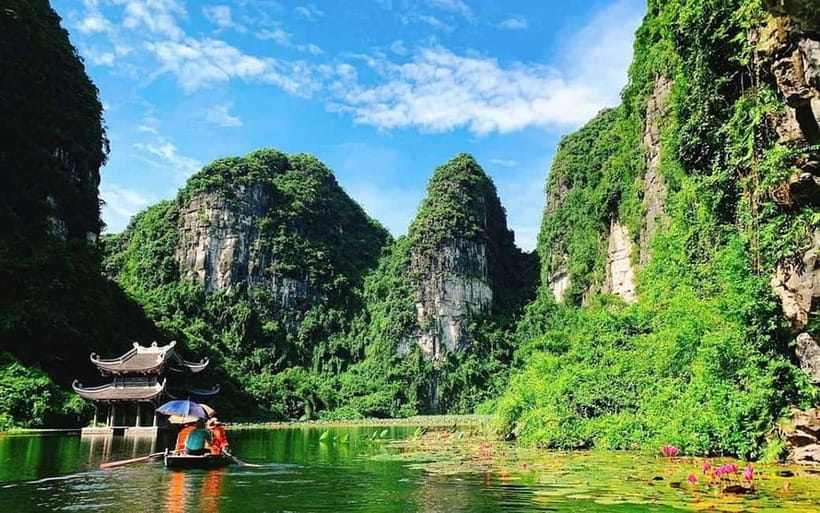 From Hanoi/NinhBinh: HoaLu-Bai Din- TrangAn- MuaCave-BichDon - Lunch: Useful, Local, and Not the Main Attraction