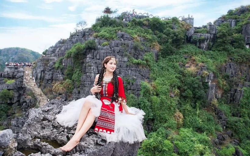 From Hanoi/NinhBinh: HoaLu-Bai Din- TrangAn- MuaCave-BichDon - Guides, Groups, and Transport