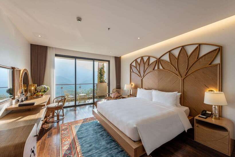 From Hanoi: Premium 2-Day Sapa Adventure with DCAR Limousine - How demanding is the trekking?