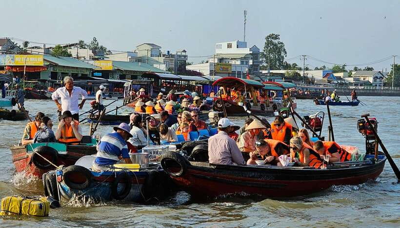 From HCM: Mekong Delta Can Tho Floating Market 2-Day Tour - Truc Lam Phuong Nam Zen Monastery
