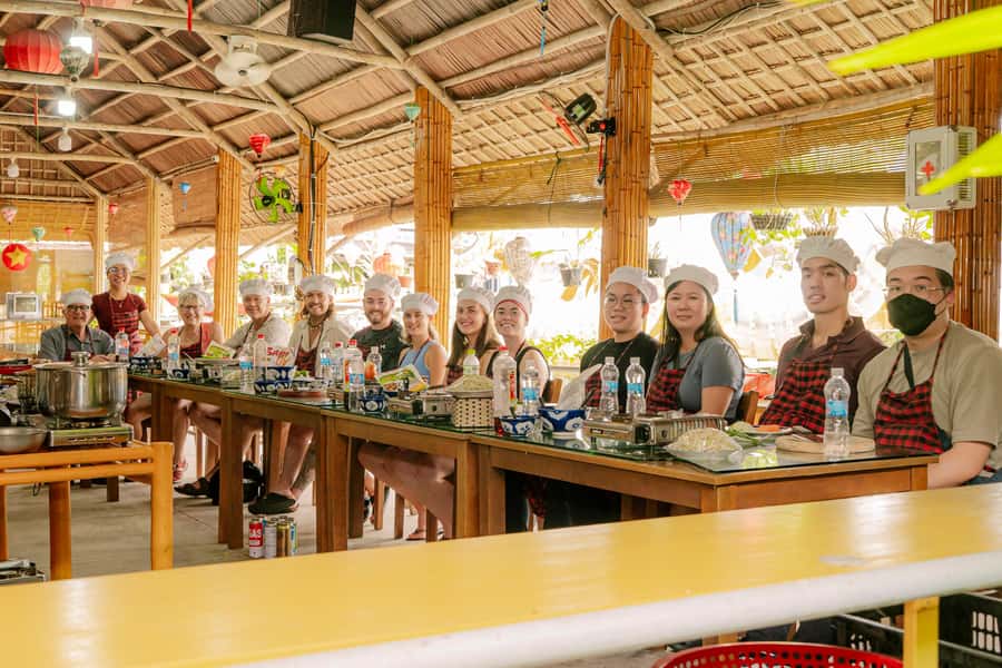 From Hoi An: Market Tour, Basket Boat Ride and Cooking Class - What the $17 price includes