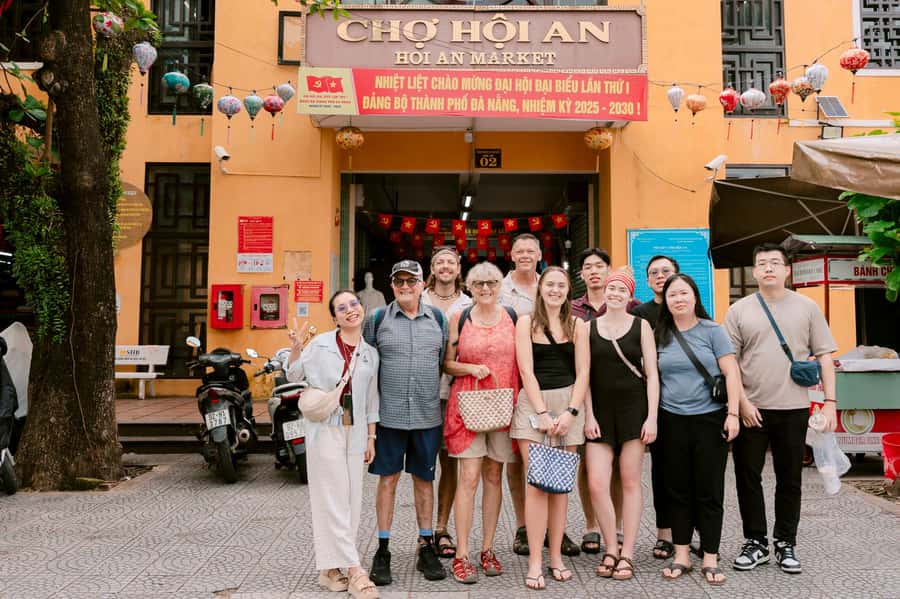 From Hoi An: Market Tour, Basket Boat Ride and Cooking Class - Forty minutes through the water coconut palms