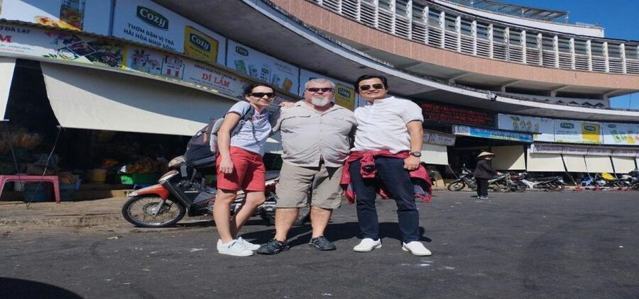 From Nha Trang: Best Seller Top Site Luxury Da Lat City Trip - Da Lat Market and the final shopping stop