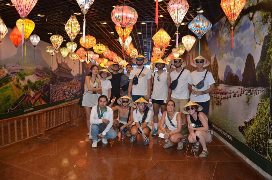 From Ninh Binh : Bai Dinh, Hoa Lu, Trang An, Mua Cave Tour - Trang An by sampan, through water and stone
