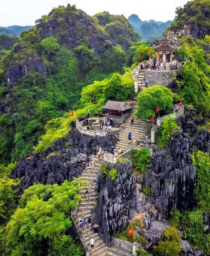 From Ninh Binh: Hoa Lu, Bai Dinh, Trang An, & Mua Cave Tour - Why this one-day route works