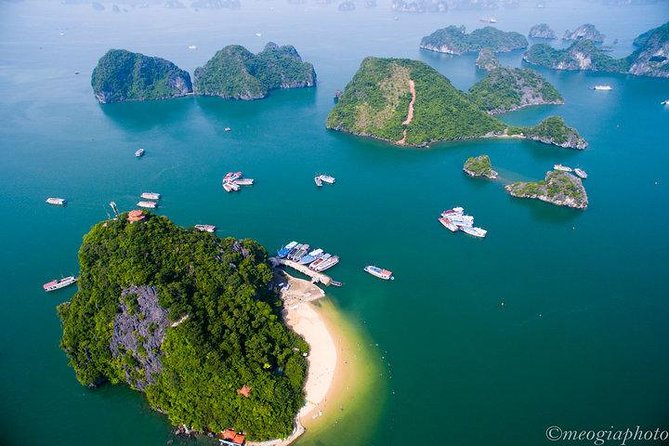 From your cruise port to Ninh Binh 1 day with our driver - Trang An or Tam Coc by local sampan