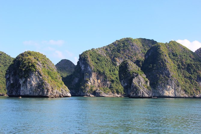 Full day boat trip with Cat Ba Captain Jack to Lan Ha Bay and Ha Long Bay - The afternoon return through Lan Ha Bay