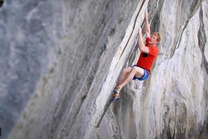 Full day deep water soloing - Kayaking in Cat Ba - Ha Long Bay. - Noon lunch on the boat