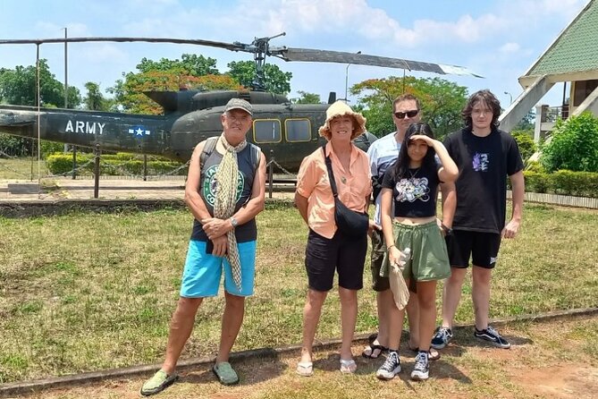 Full-Day DMZ Tour: 17th Parallel, Vinh Moc Tunnel & Khe Sanh Base - Starting early from Dong Hoi