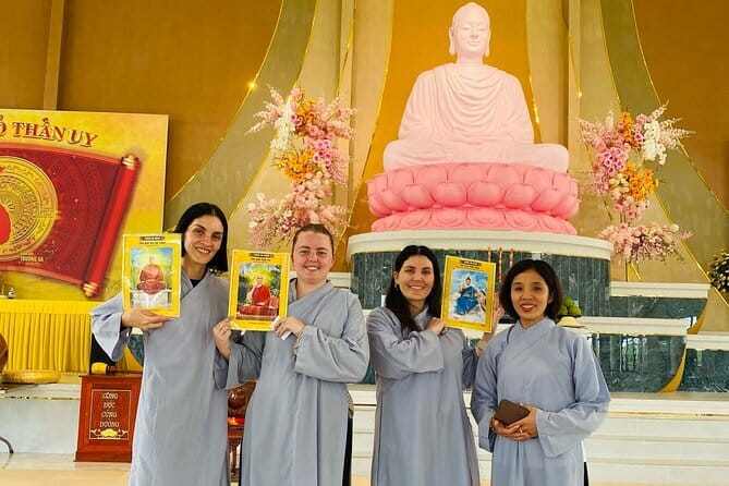 Full-day Guided Meditation Experience in Ha Noi - Meditation practice and quiet attention
