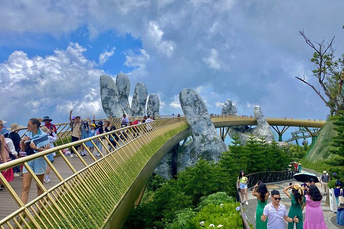 Full-Day Private Tour in Golden Bridge and Ba Na Hills - The cable car ride sets the tone