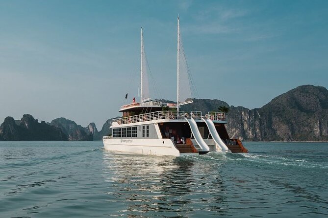 Full Day Tour Halong Bay on Premium Cruise Starting from Hanoi - Sunset Party and the Return to Hanoi