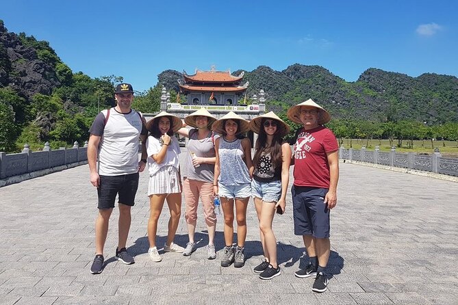 Full-Day Tour Hoa Lu, Tam Coc Boat Trip and Mua Cave - Why this day trip works from Hanoi