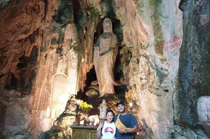 Guided Private Ba Na Hills/Golden Hands Bridge, Marble Mountains - Riding the cable car to Ba Na Hills