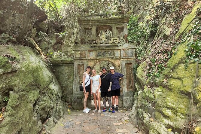 Guided Tour to Marble Mountain &HoiAn City-BoatRide-Night Market - Why this Da Nang to Hoi An route works