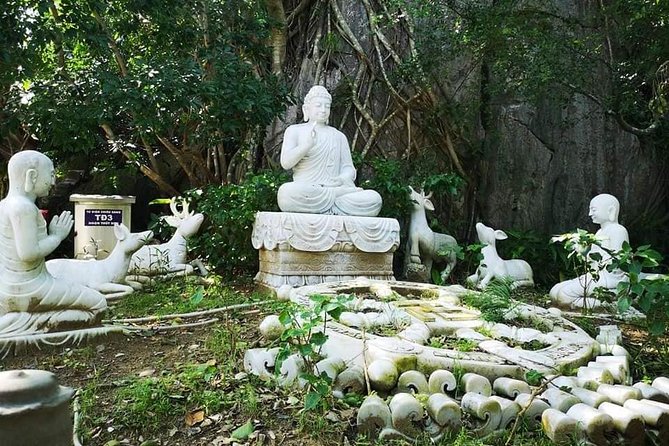 Guided Tour to Marble Mountains & Hoi An Walking Tour , Night Market, Boat Ride - Lanterns, market stalls and dinner on your own