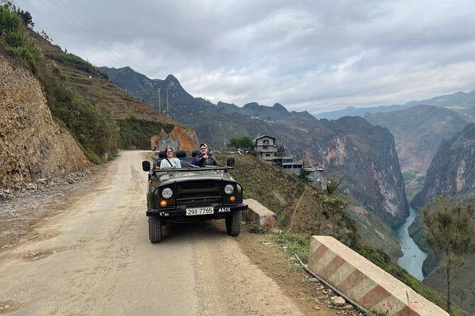 Ha Giang Army Open Air Jeep 4 Days 3 Night - Food, rooms, guides, and what the price covers