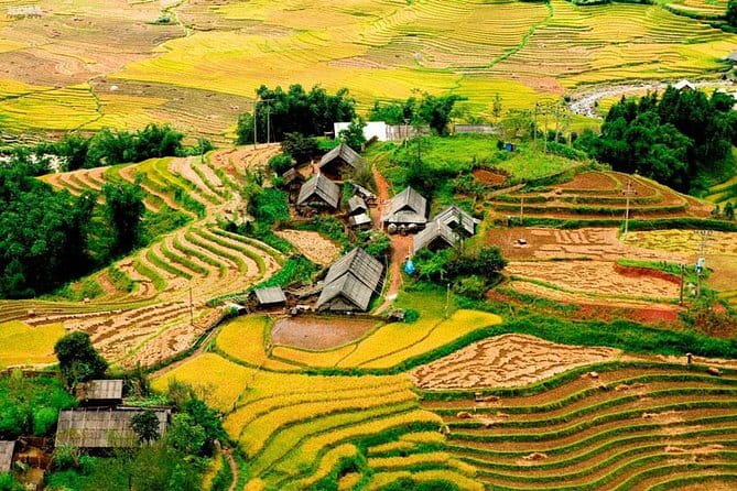 Ha Giang Loop 3 Days 2 Nights with Easy Rider - Day 3: Du Gia waterfall and the ride back