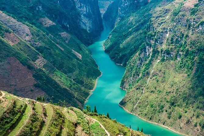 Ha Giang Loop 4 Days 3 Nights Motorbike Tour with easy Rider - Who should book this Ha Giang tour?