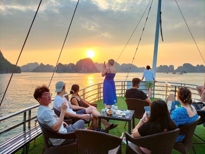 Ha Long: Afternoon Cruise with Lunch, Kayaking, and Swimming - Boarding at Tuan Chau or Halong International Cruise Port