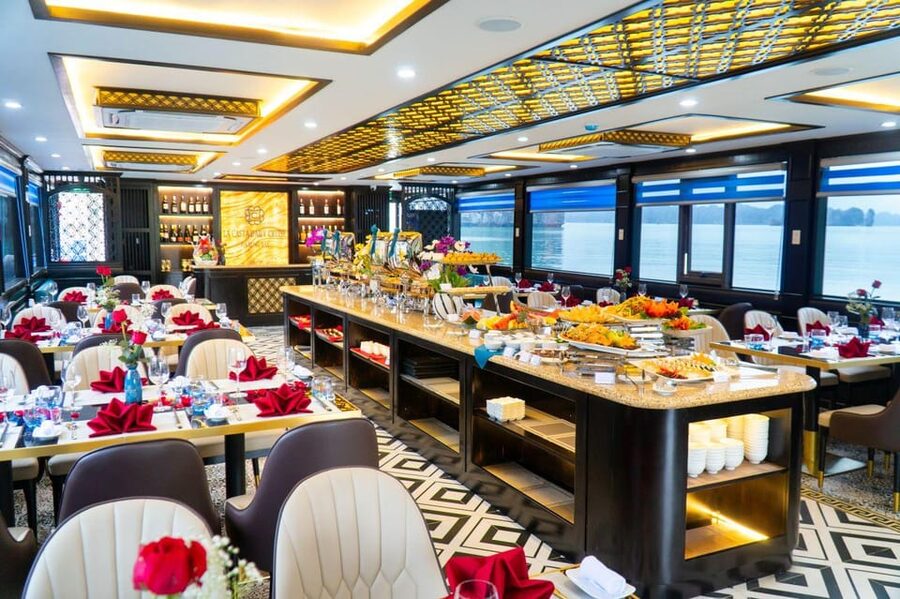Ha Long Bay 8 hours daily tour on LA CASTA DAILY CRUISE - Guides, service, and the feel of the boat