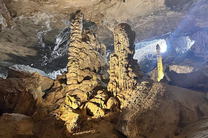 Ha Long Bay Cruise Day Tour - Cave, Kayaking, Swimming & Lunch - Sung Sot Cave: impressive, crowded, and worth seeing