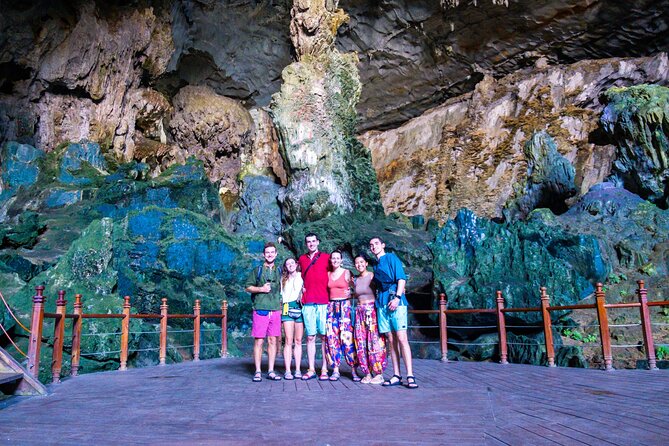 Ha Long Bay Cruise Day Tour-Cave, Kayaking,Ti top island & Lunch - The guide can shape the whole day