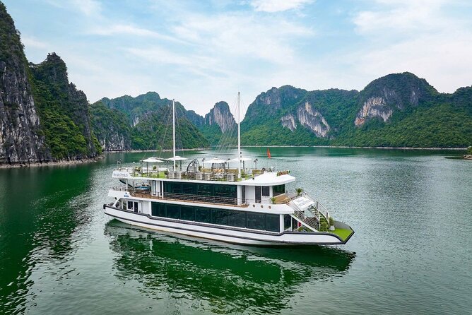 Ha Long Bay Luxury Day Cruise with Buffet Lunch, Caves & Kayaking - Cruising through Ha Long Bay’s limestone towers