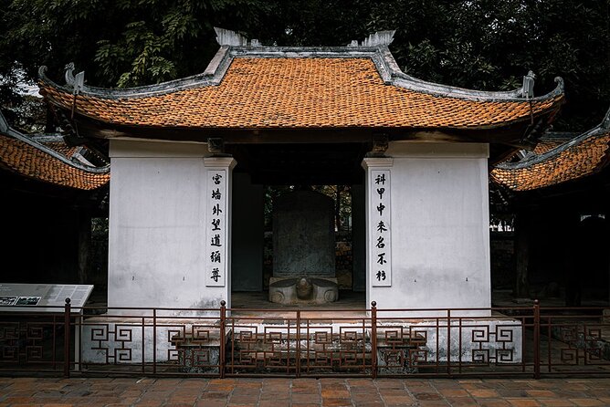 Ha Noi City Tour & Coffee Class - Morning at the Ho Chi Minh complex
