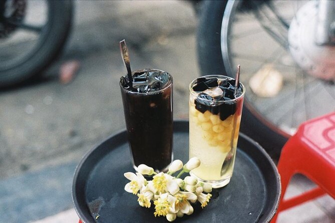 Ha Noi Street Food Tour - The guide can make or break the evening